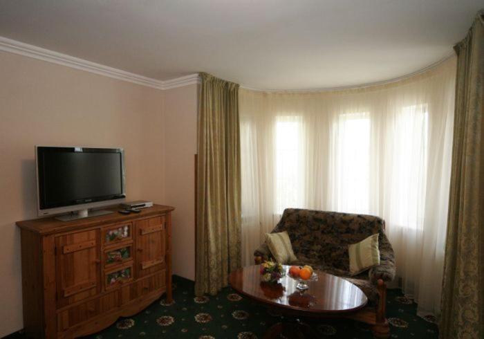 Hotel Orlinoye Gnezdo Subottsi Habitación foto